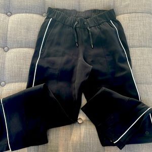 Lululemon pants